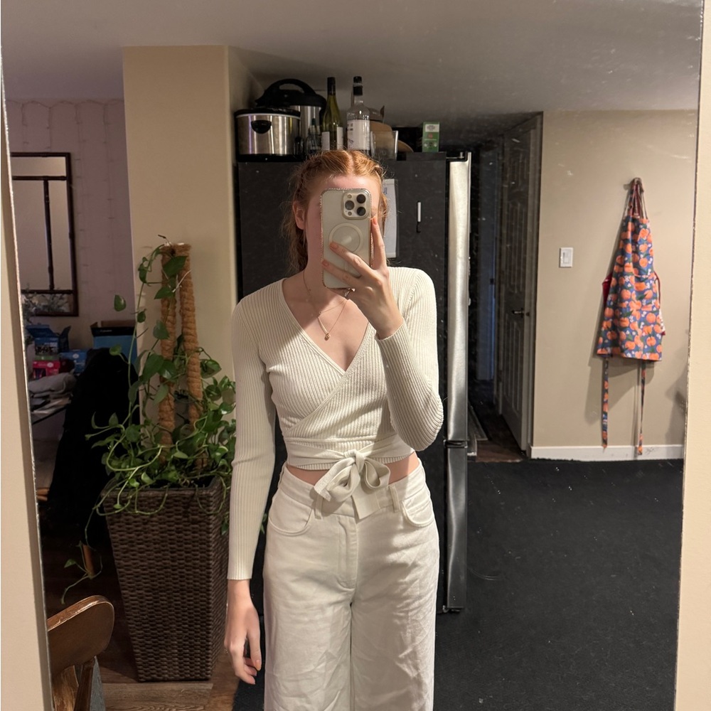 Wilfred Aritzia white tie top
